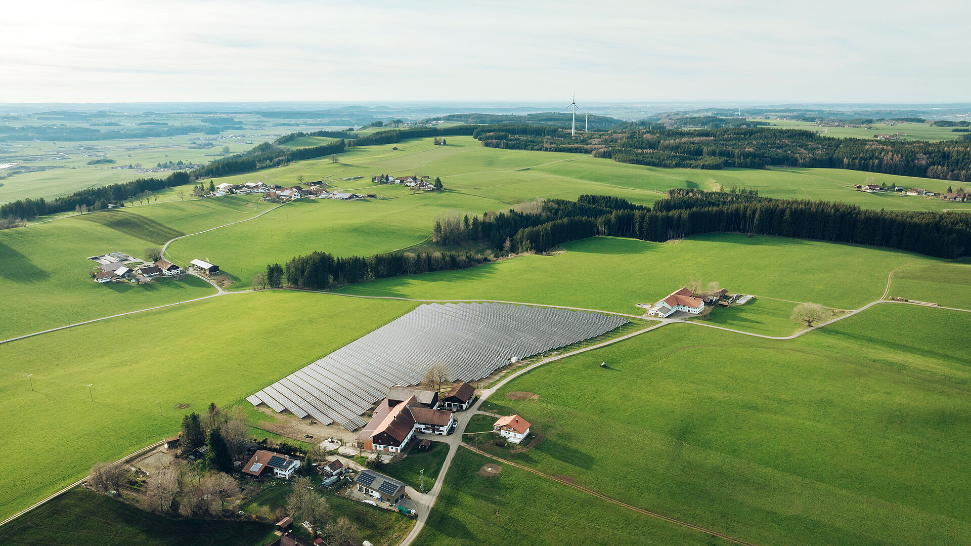 Drohnenbild vom Solarpark Todtenberg